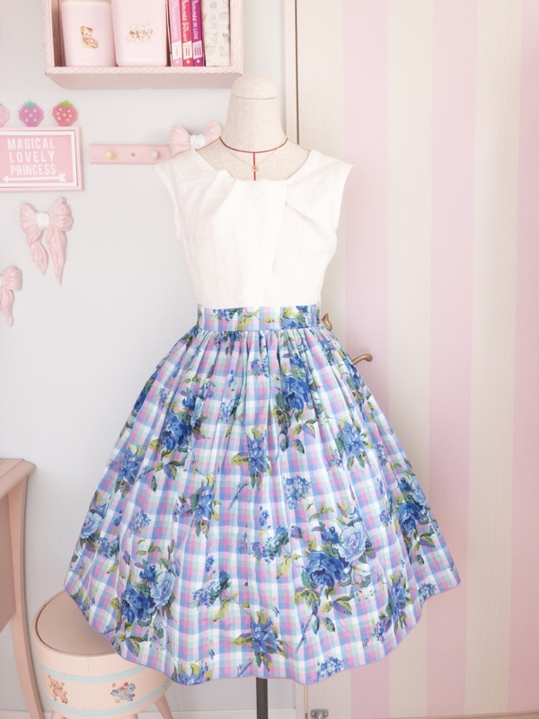 Simoneとドレープのワンピース完成🏝