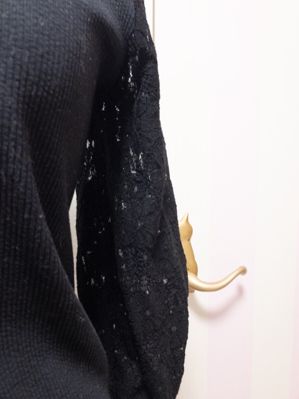 ストレッチレース袖のニットと染めた生地のその後