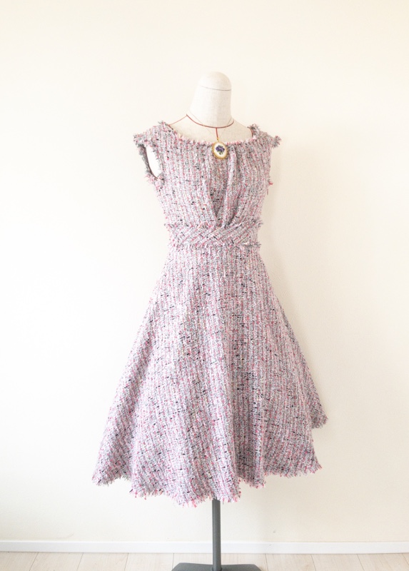 ピンクのツイードワンピース👗