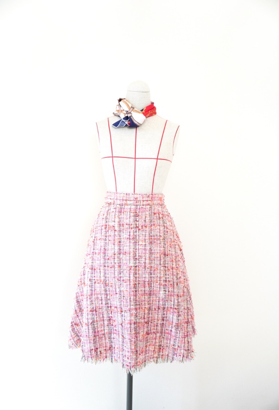 キラキラ分多めツイードのスカート