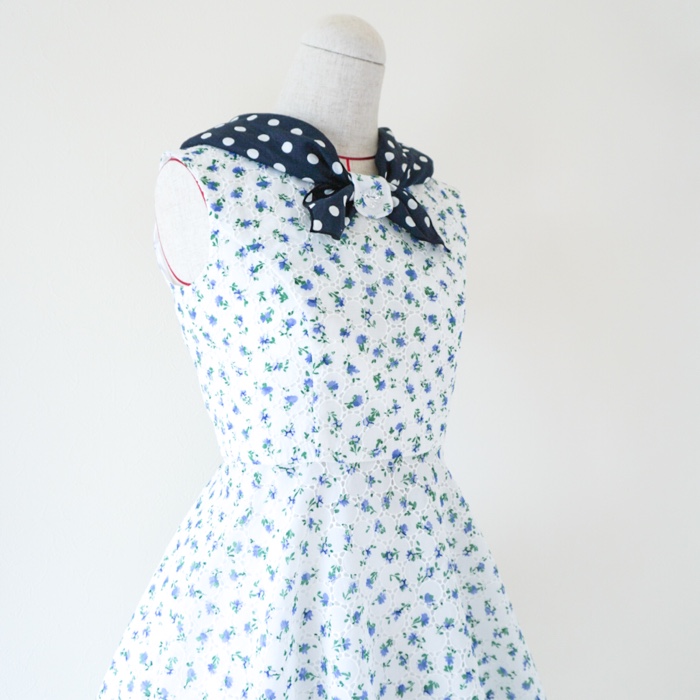 チクチクアイレットレース