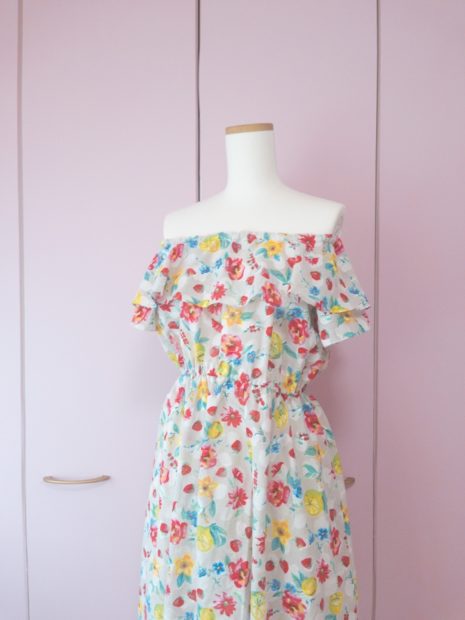 オフショルダーは初めてかも